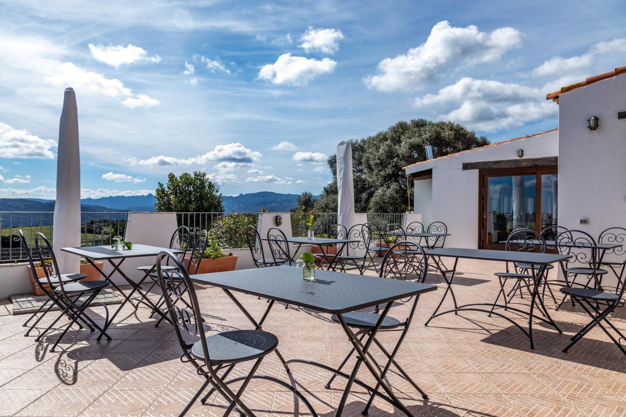 Cantina&Agriturismo Canu Villa Luogosanto Exterior photo